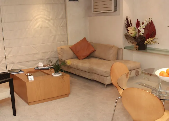 Contempo Hotel 5*